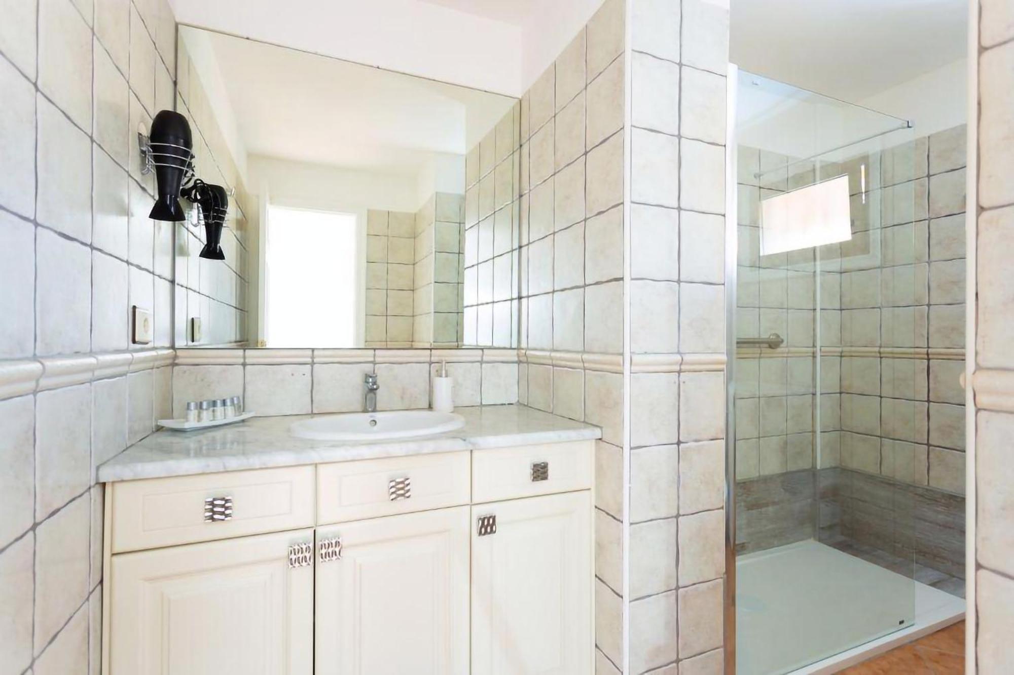 Eden Rentals Elite Palace Suites Адехе Екстериор снимка